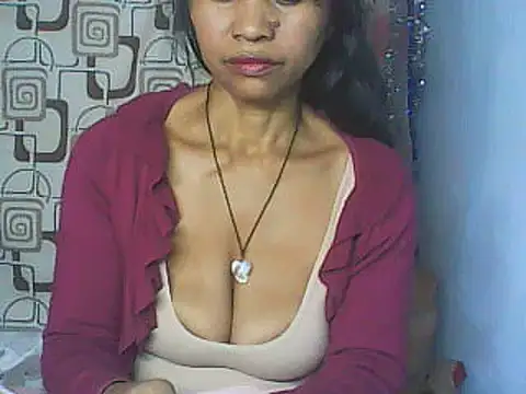 Snapshot of nene_belle chatting on June 28, 9:15 am nene belle online show from June 28, 9:15 am