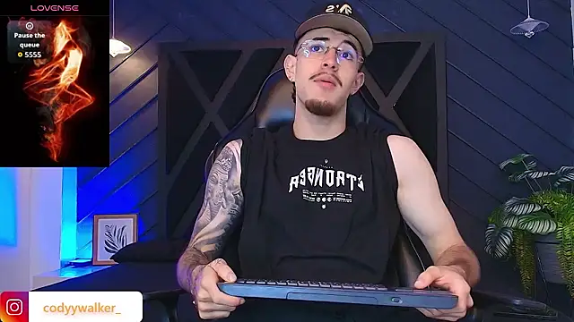 CodyWalkerR online show from March 8, 5:22 am