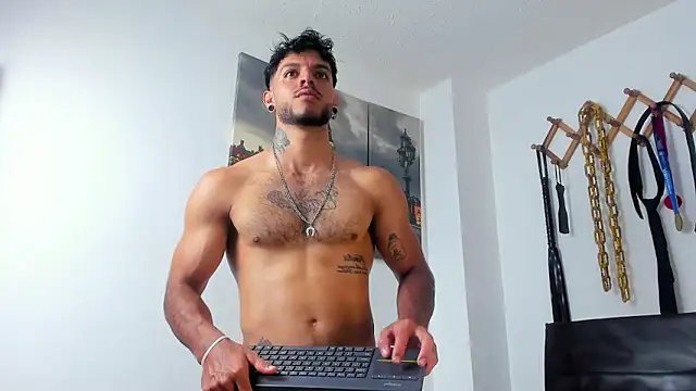 JuanBlade online show from December 21, 12:12 pm