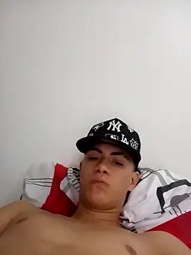 Snapshot of Bxby-young chatting on February 26, 12:37 pm Bxby-young online show from February 26, 12:37 pm