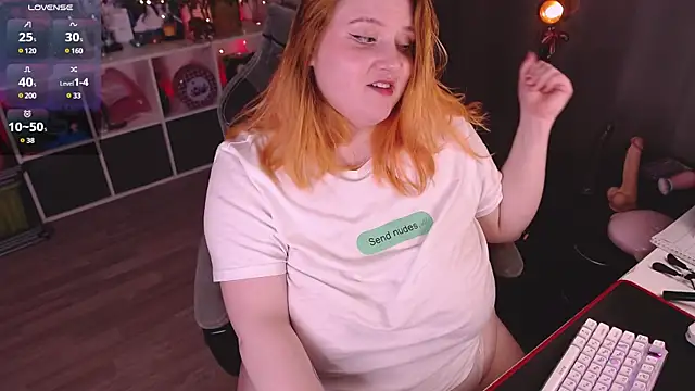 lissamuff online show from January 6, 8:50 pm