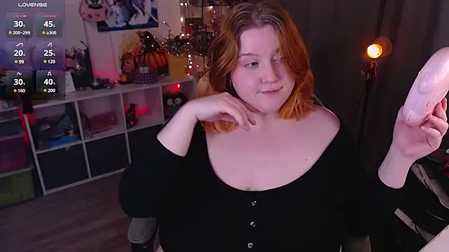 lissamuff online show from February 20, 2:57 pm