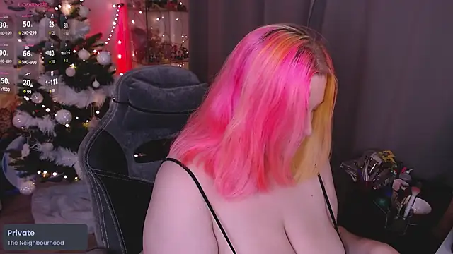 lissamuff online show from December 18, 3:18 pm