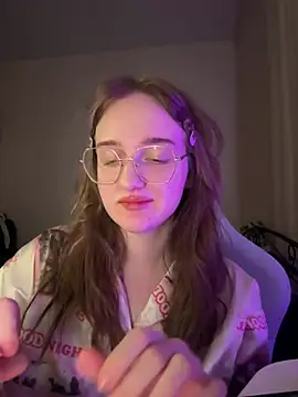 ELLIEJAY online show from January 21, 4:54 am