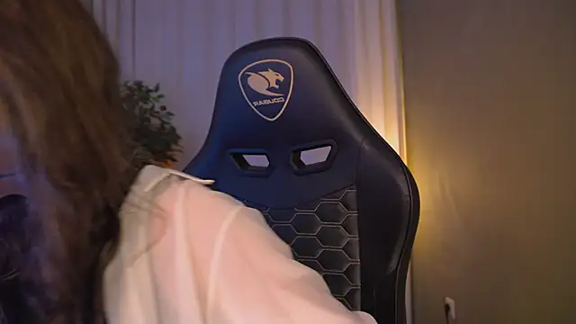 ELLIEJAY online show from March 5, 8:21 pm