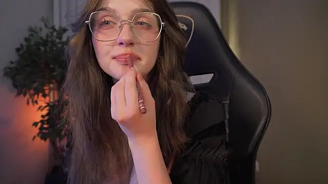 ELLIEJAY online show from March 6, 3:13 am