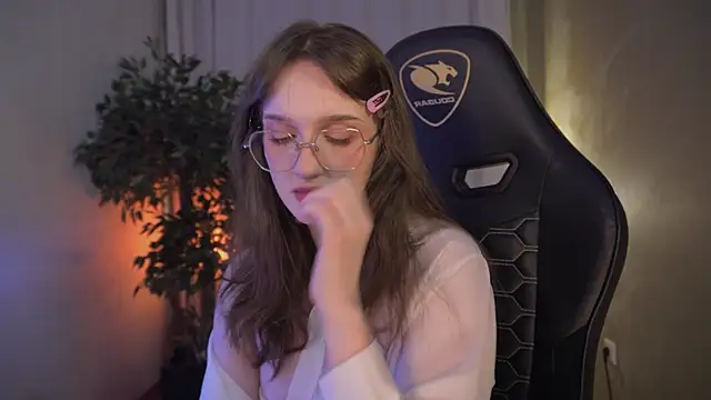 ELLIEJAY online show from March 6, 11:31 pm