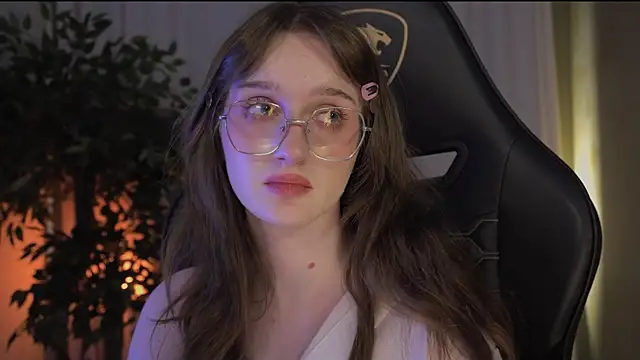 ELLIEJAY online show from March 7, 2:36 am