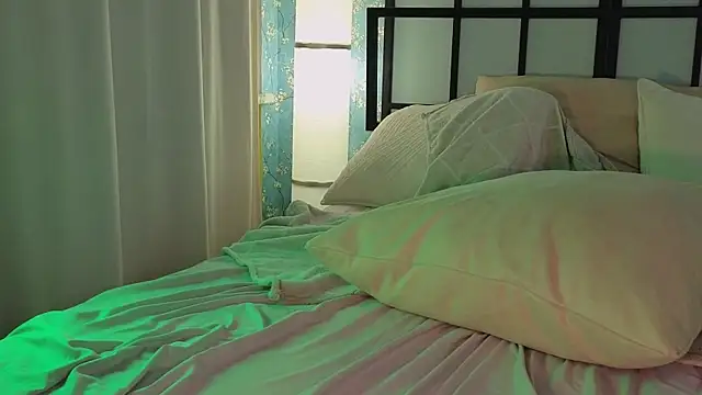 ELLIEJAY online show from September 13, 8:19 pm