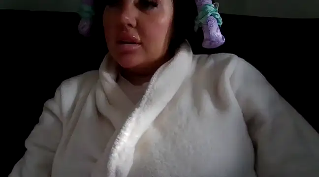 magical mia online show from February 22, 3:14 pm