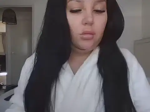 magical mia online show from March 5, 12:11 pm