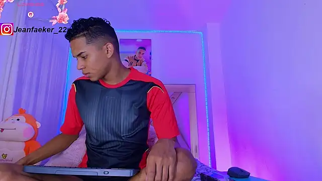 Snapshot of dilan_alfonzo chatting on July 7, 5:50 pm dilan alfonzo online show from July 7, 5:50 pm