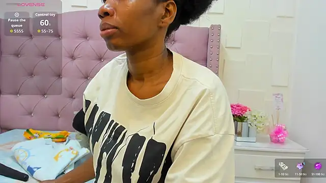 MonicaSchwartz online show from November 12, 8:52 pm