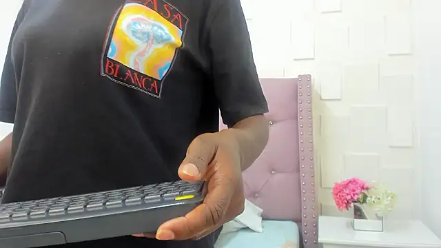 MonicaSchwartz online show from February 4, 8:36 pm