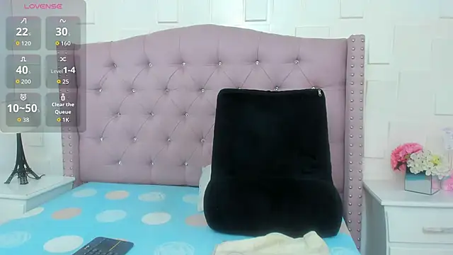 MonicaSchwartz online show from April 8, 3:23 pm