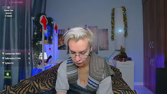 HelgaHimmell online show from December 22, 12:50 am