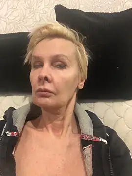 HelgaHimmell online show from November 18, 8:02 pm