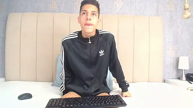 thiago19s online show from June 2, 1:02 pm