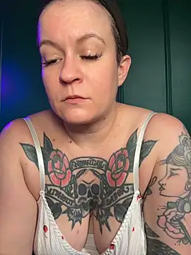 quinnmariexo online show from June 22, 4:59 pm