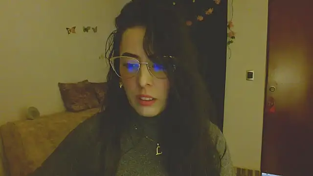 ella peck online show from May 17, 9:00 pm