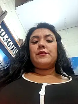 Sophie-hatter online show from April 8, 3:12 pm