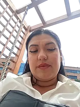 Snapshot of Sophie-hatter chatting on June 10, 4:39 pm Sophie-hatter online show from June 10, 4:39 pm