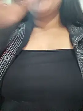 Snapshot of Sophie-hatter chatting on June 26, 4:22 pm Sophie-hatter online show from June 26, 4:22 pm