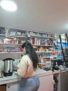 Snapshot of Sophie-hatter chatting on July 8, 4:33 pm Sophie-hatter online show from July 8, 4:33 pm