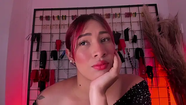 charrlotte quinn online show from October 5, 8:51 pm