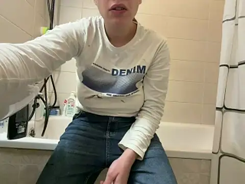 czruz online show from March 4, 7:31 pm