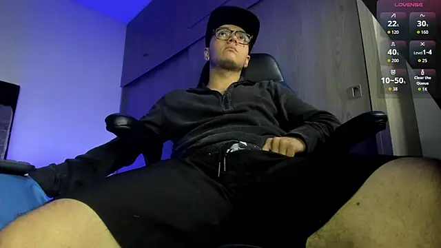 male pussy online show from February 24, 9:24 pm