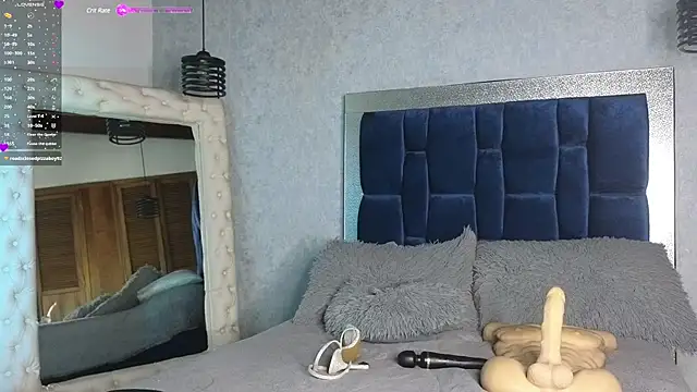 Snapshot of SaraWilliamss_ chatting on December 12, 1:06 pm SaraWilliamss online show from December 12, 1:06 pm