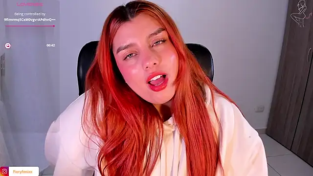 Snapshot of Fieryfenixx chatting on January 28, 4:18 am Fieryfenixx online show from January 28, 4:18 am