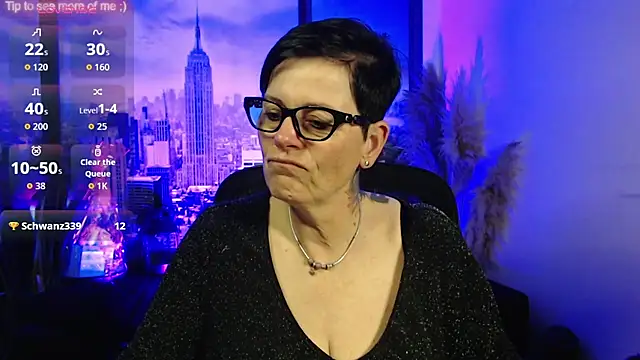 ninarandmann online show from April 14, 2:45 pm