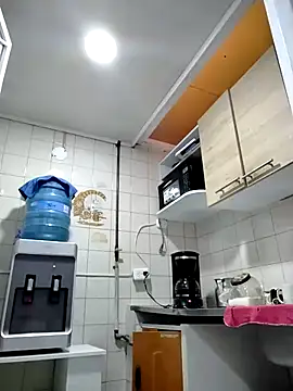 Natasha milf   online show from April 24, 12:51 pm