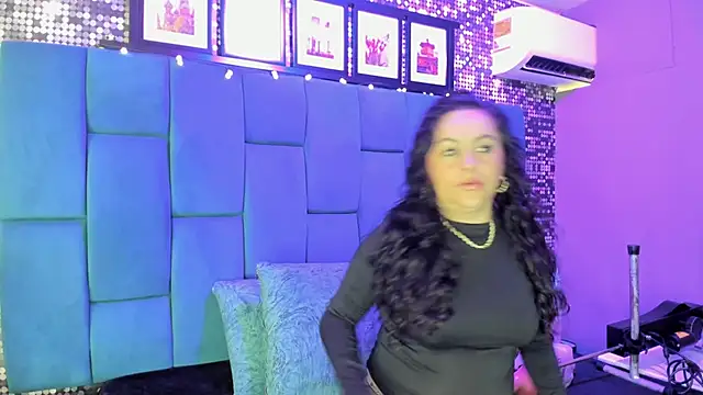 hanny milf online show from November 18, 11:47 am