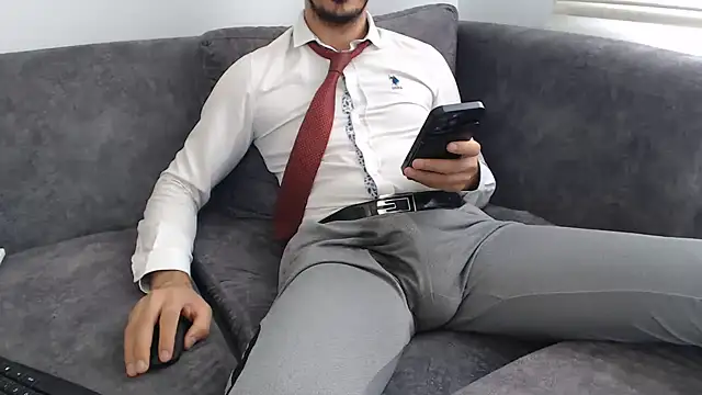Snapshot of Naughtb0y chatting on July 9, 10:30 am Naughtb0y online show from July 9, 10:30 am