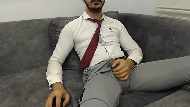 Snapshot of Naughtb0y chatting on July 10, 10:45 pm Naughtb0y online show from July 10, 10:45 pm
