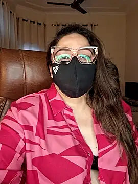 Snapshot of SEXY-Sardarni chatting on April 7, 8:04 am SEXY-Sardarni online show from April 7, 8:04 am