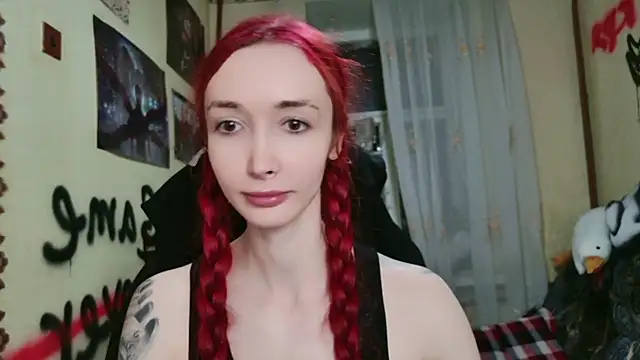 Snapshot of Roxy_Silver chatting on June 13, 8:40 pm Roxy Silver online show from June 13, 8:40 pm