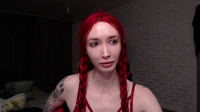 Snapshot of Roxy_Silver chatting on July 19, 8:34 pm Roxy Silver online show from July 19, 8:34 pm