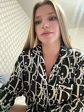 Snapshot of adel_secret chatting on July 12, 8:11 pm adel secret online show from July 12, 8:11 pm