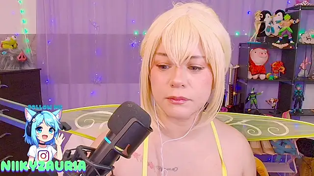  niiky online show from February 9, 4:11 pm