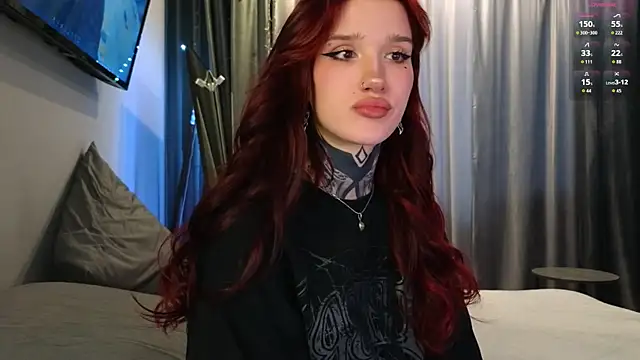 SophieInkk online show from February 24, 4:43 am