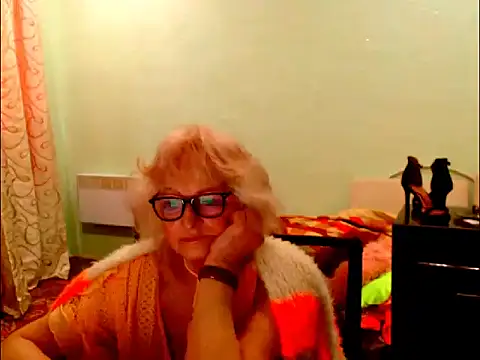 Snapshot of Natali7634 chatting on April 23, 3:30 am Natali7634 online show from April 23, 3:30 am