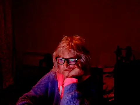 Snapshot of Natali7634 chatting on April 25, 12:24 am Natali7634 online show from April 25, 12:24 am