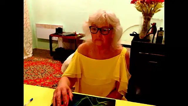 Snapshot of Natali7634 chatting on May 8, 2:17 am Natali7634 online show from May 8, 2:17 am