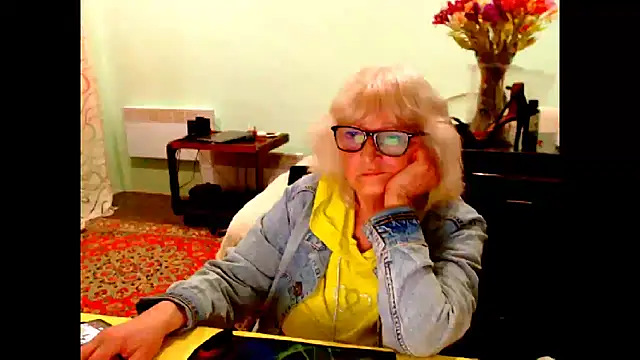 Snapshot of Natali7634 chatting on May 9, 4:01 pm Natali7634 online show from May 9, 4:01 pm