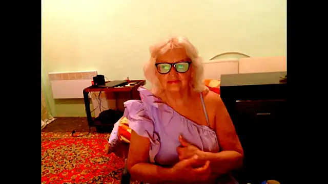 Snapshot of Natali7634 chatting on May 28, 7:05 am Natali7634 online show from May 28, 7:05 am