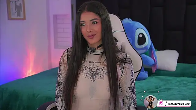 Snapshot of Marianamonroe_ chatting on July 17, 11:50 am Marianamonroe online show from July 17, 11:50 am